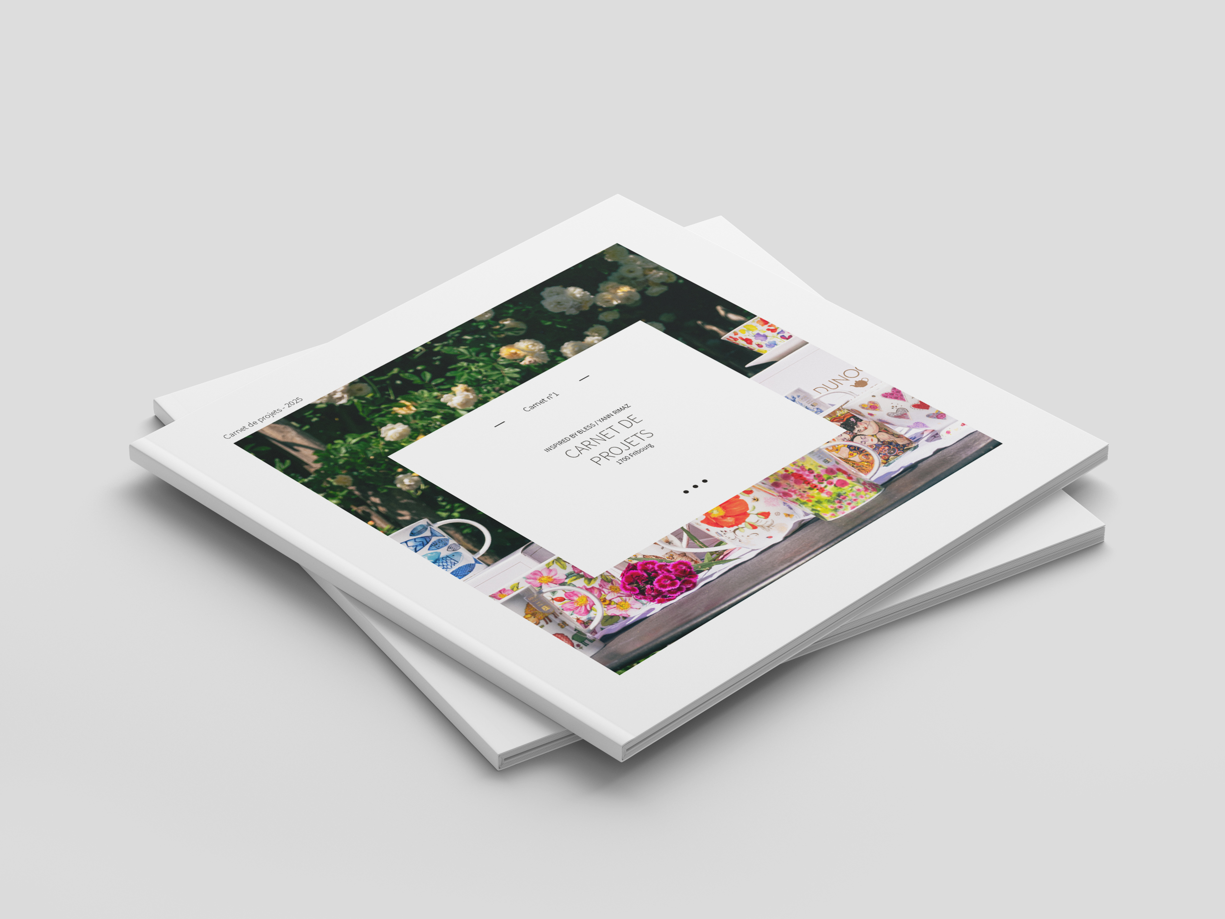Mockup_brochure_carrée_face